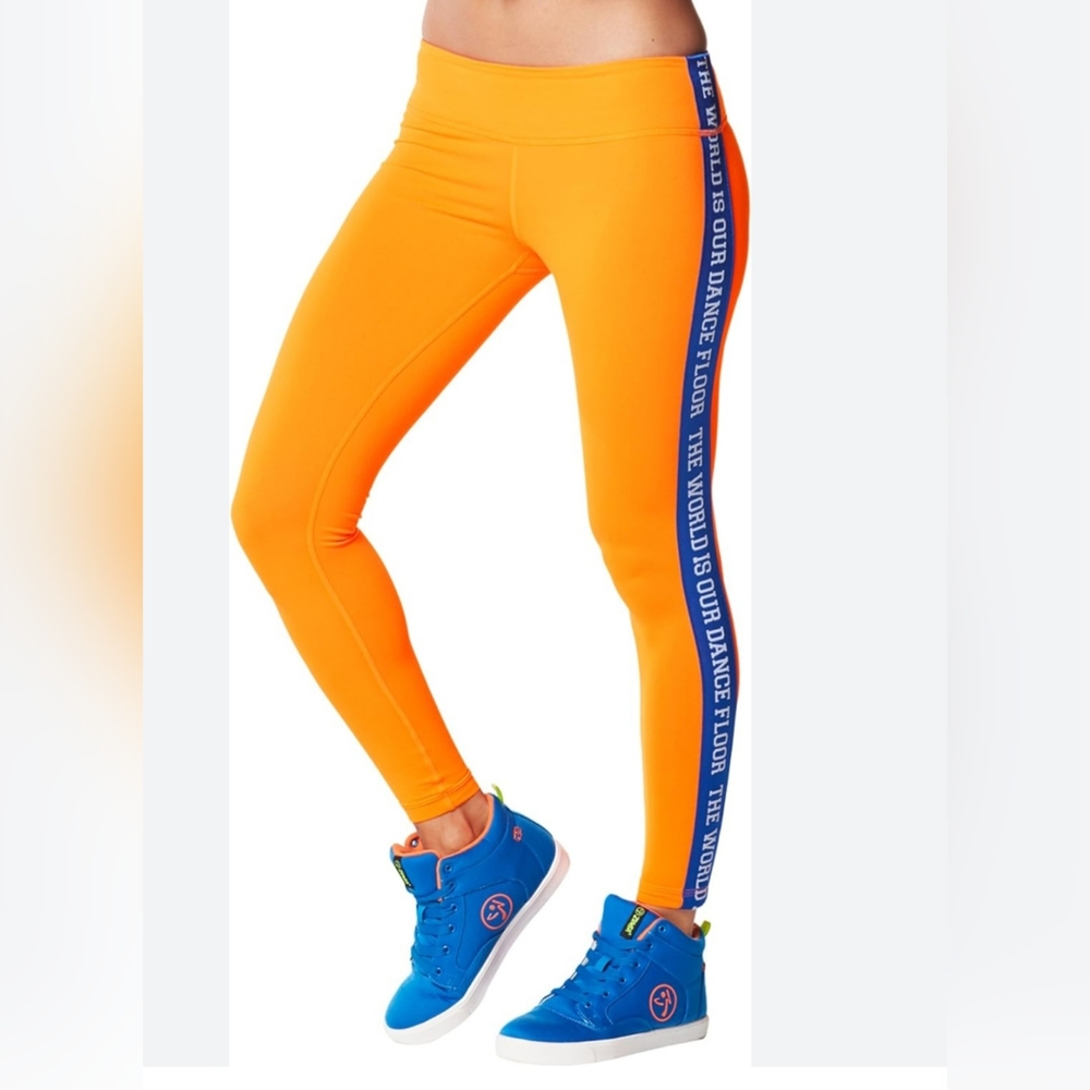 ZUMBA WEAR SPORT ORANGE LEGGING FOR WOMEN SIZE MED NYLON STRETCH